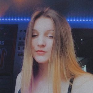 Meet your Posher, Kadence